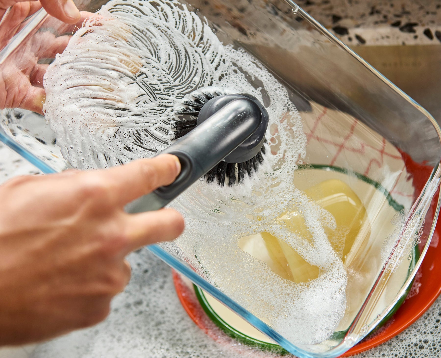 SinkTech™ Soap Dispensing Washing-Up Brush with Replacement Head & Extra Heads