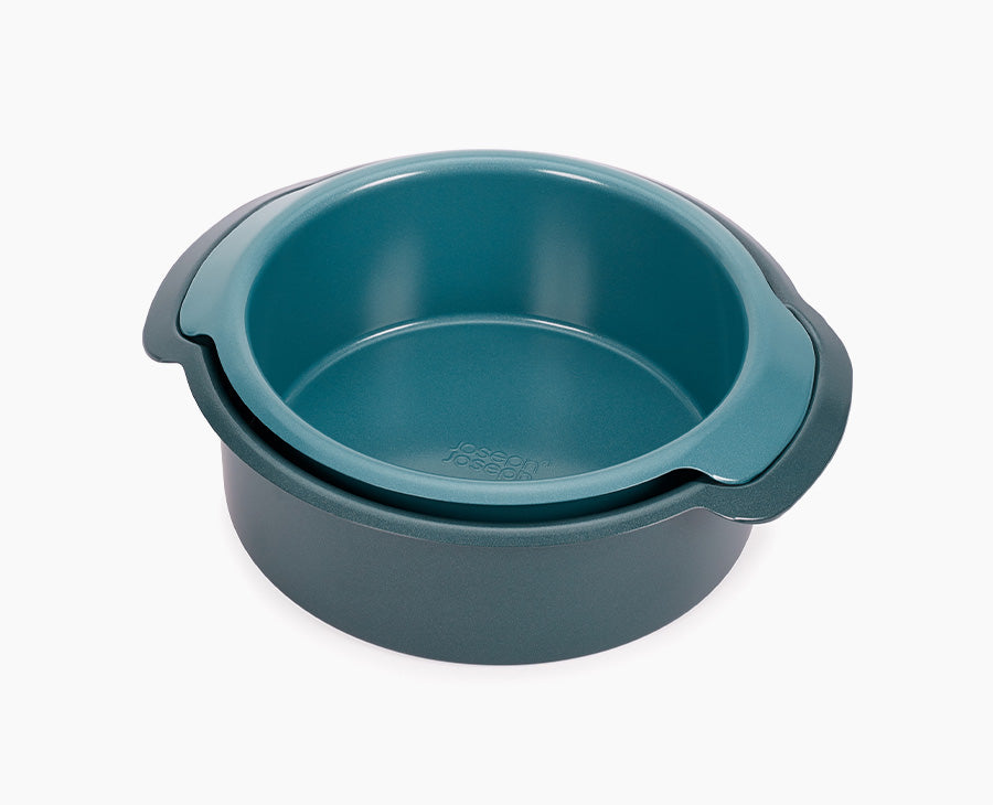 Bake 2-piece Blue Round Cake Tin Set Joseph Joseph EU