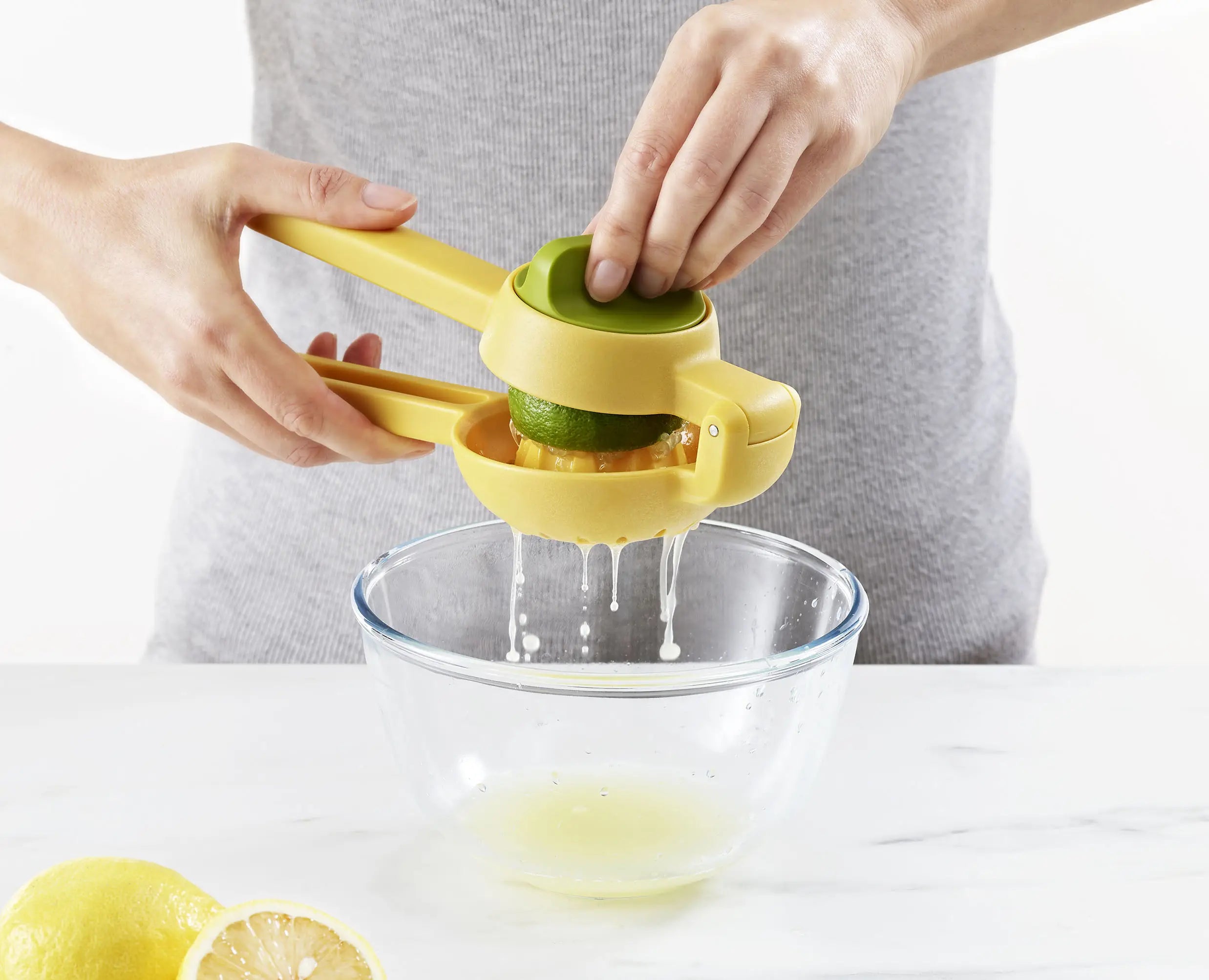 JuiceMax Dual-action Citrus Press - 20171 - Image 7