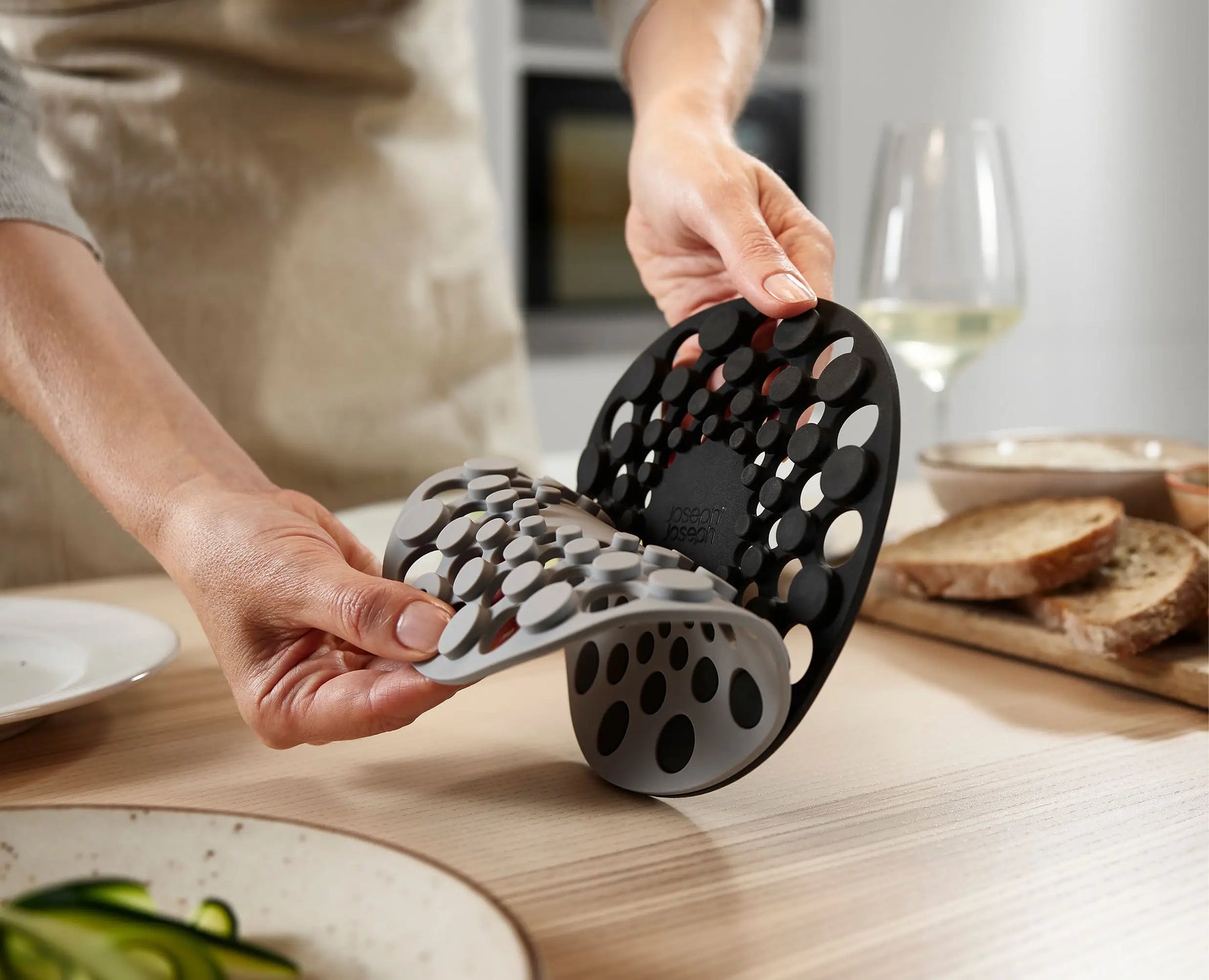 Spot-On™ Set of 2 Silicone Trivets - 20174 - Image 4