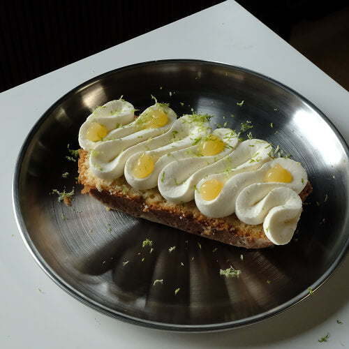 Very lemony babka piaskowa (Polish sand cake)