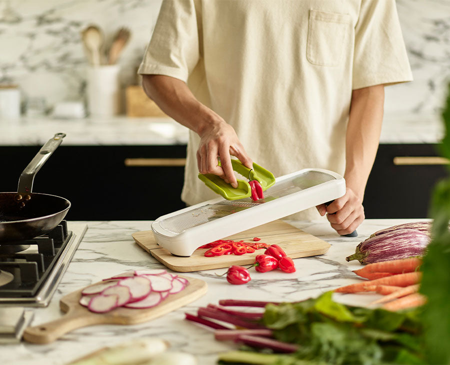 Multi-grip Mandoline™ Plus | Joseph Joseph EU