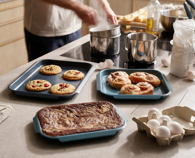6-piece Nest Non-stick Baking Tray Set