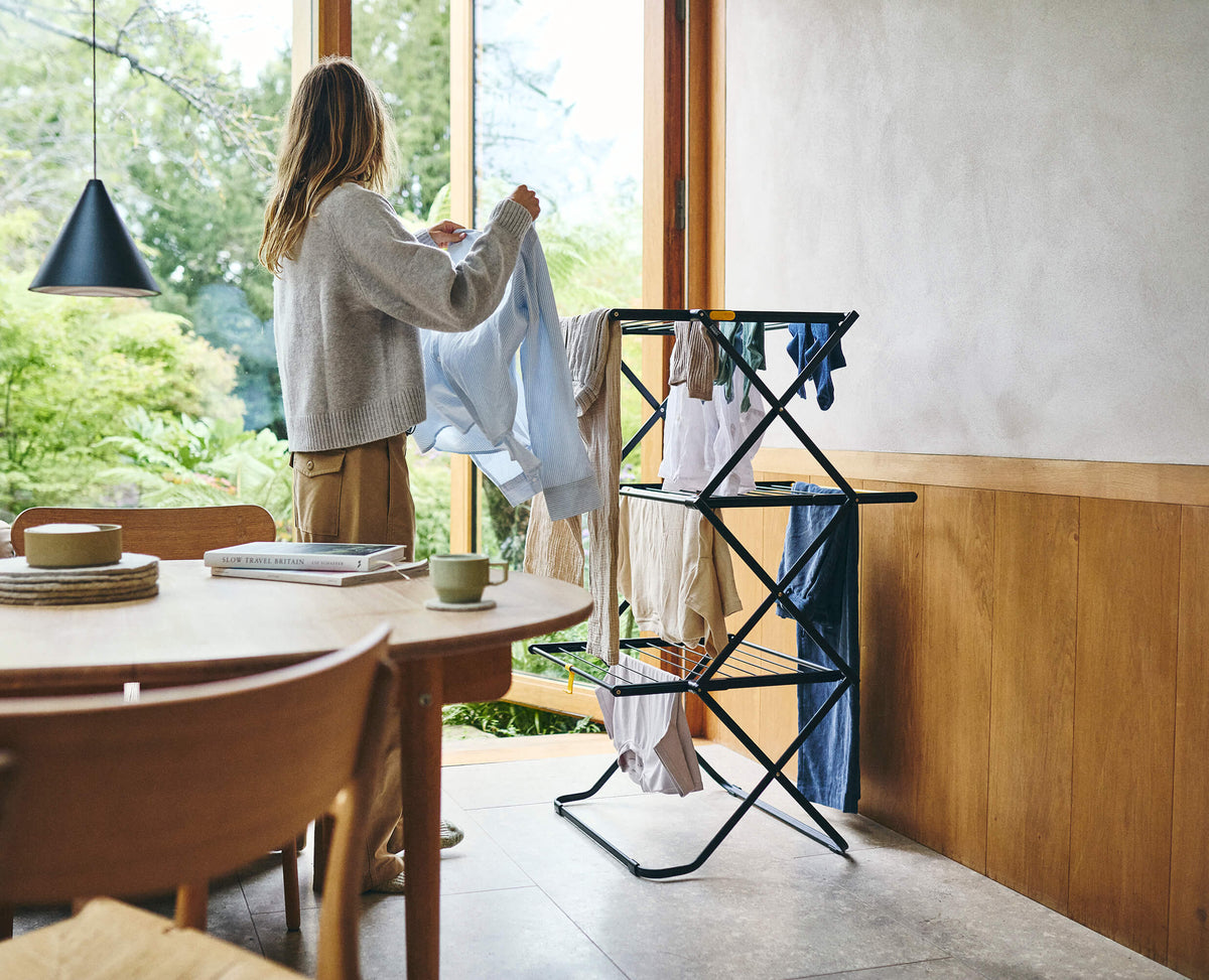 Airframe Rails AirFrame™ Large Folding Clothes Horse | Joseph Joseph EU