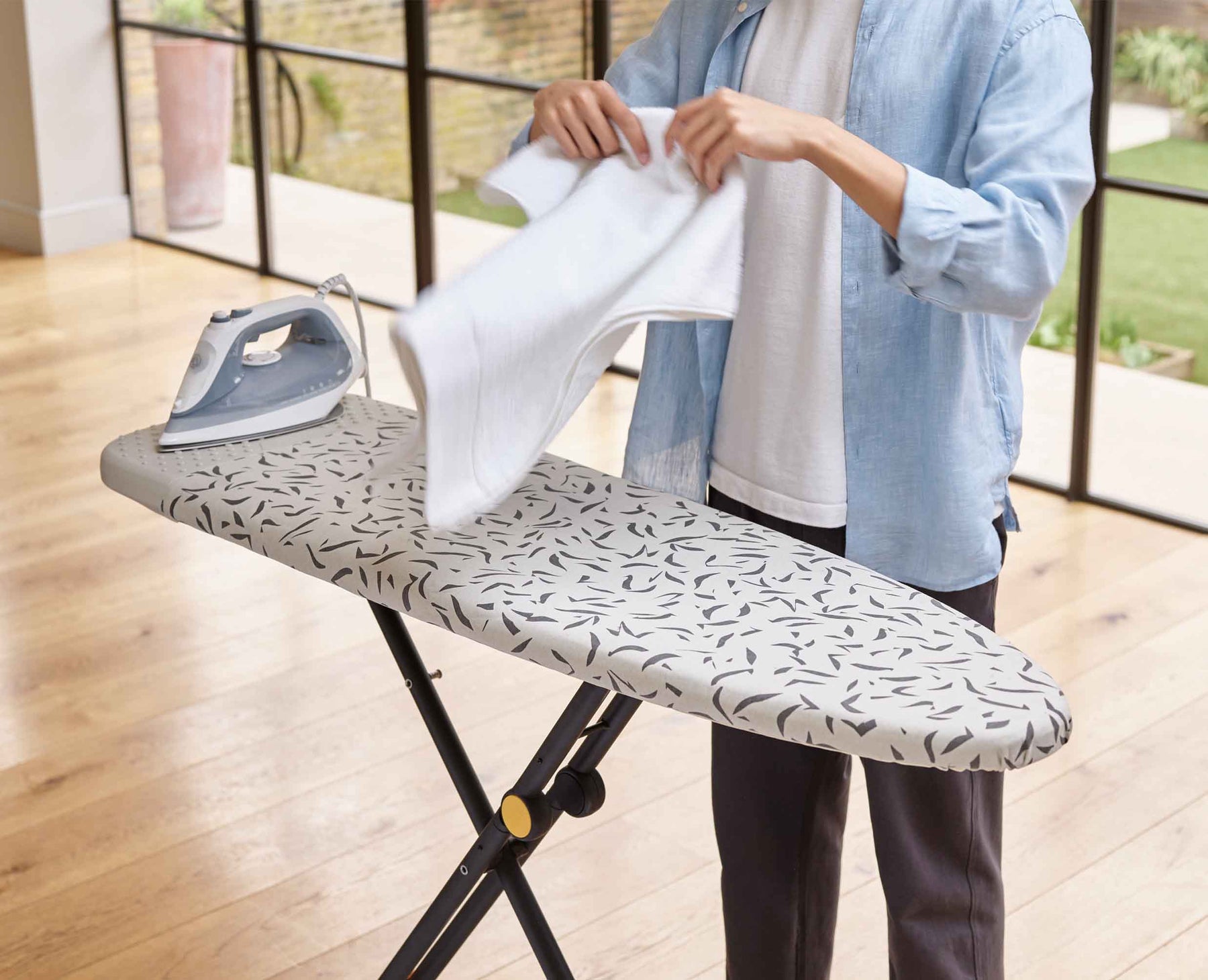 Glide Plus Easy-store Ironing Board with Advanced Cover - 50032 - Image 3