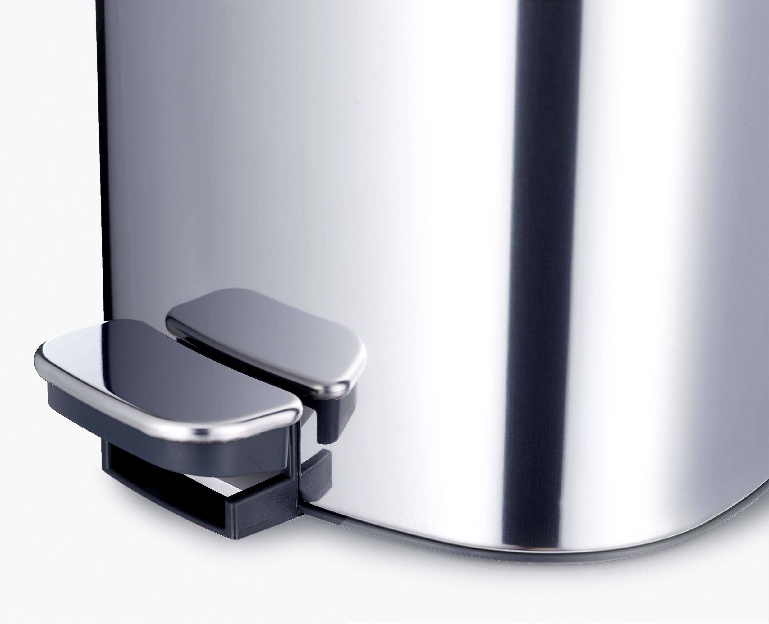 5L Stainless Steel Bathroom Pedal Bin | Joseph Joseph EU