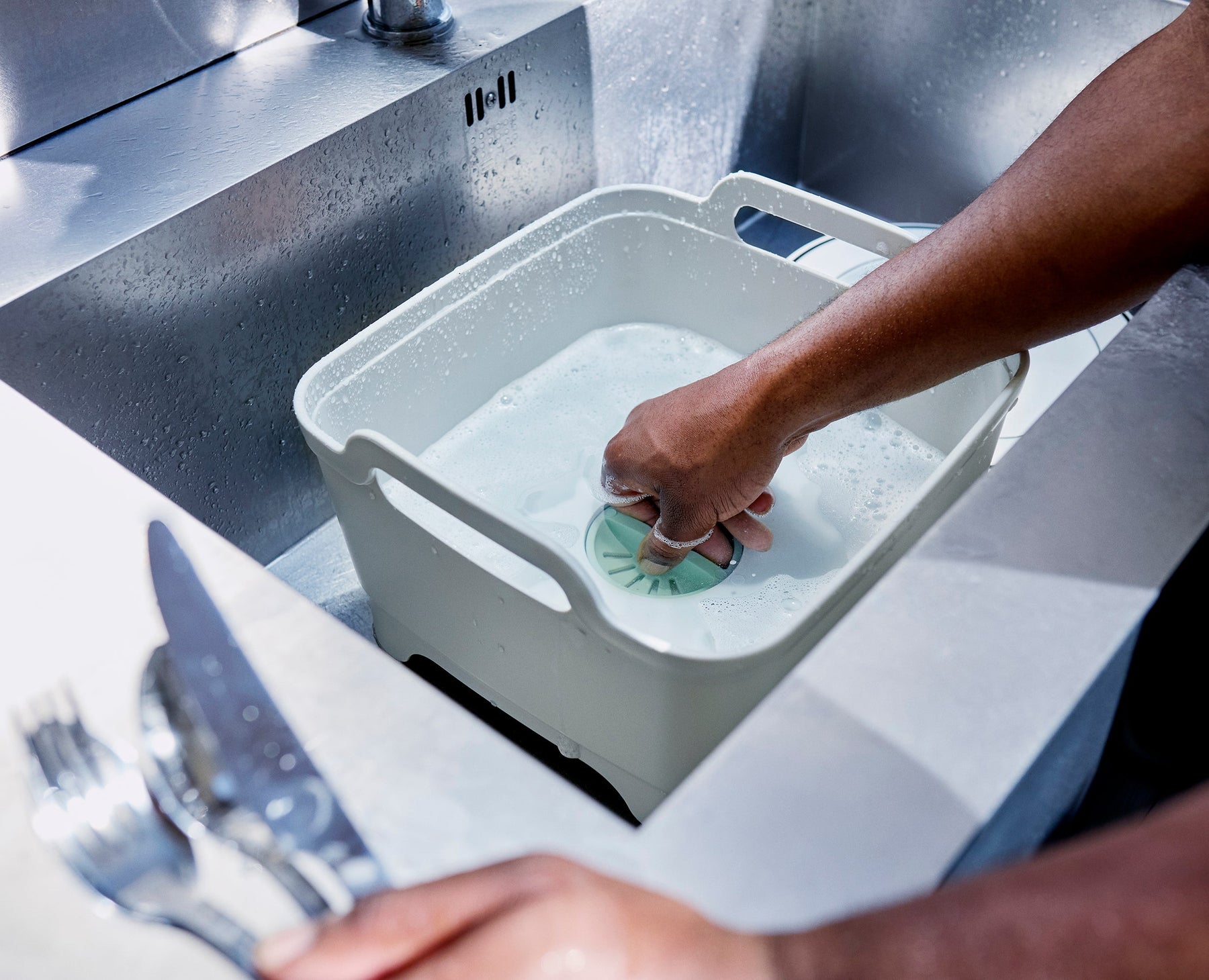 Wash&amp;Drain™ Stone Green Washing Up Bowl