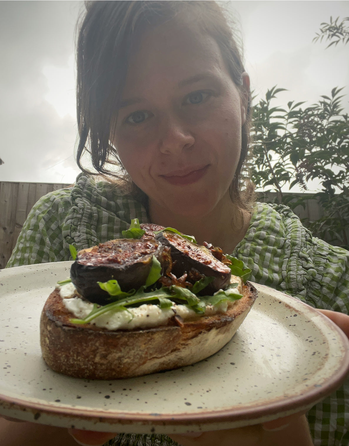 Caramelised Fig & Goat's Cheese Toast | Joseph Joseph EU