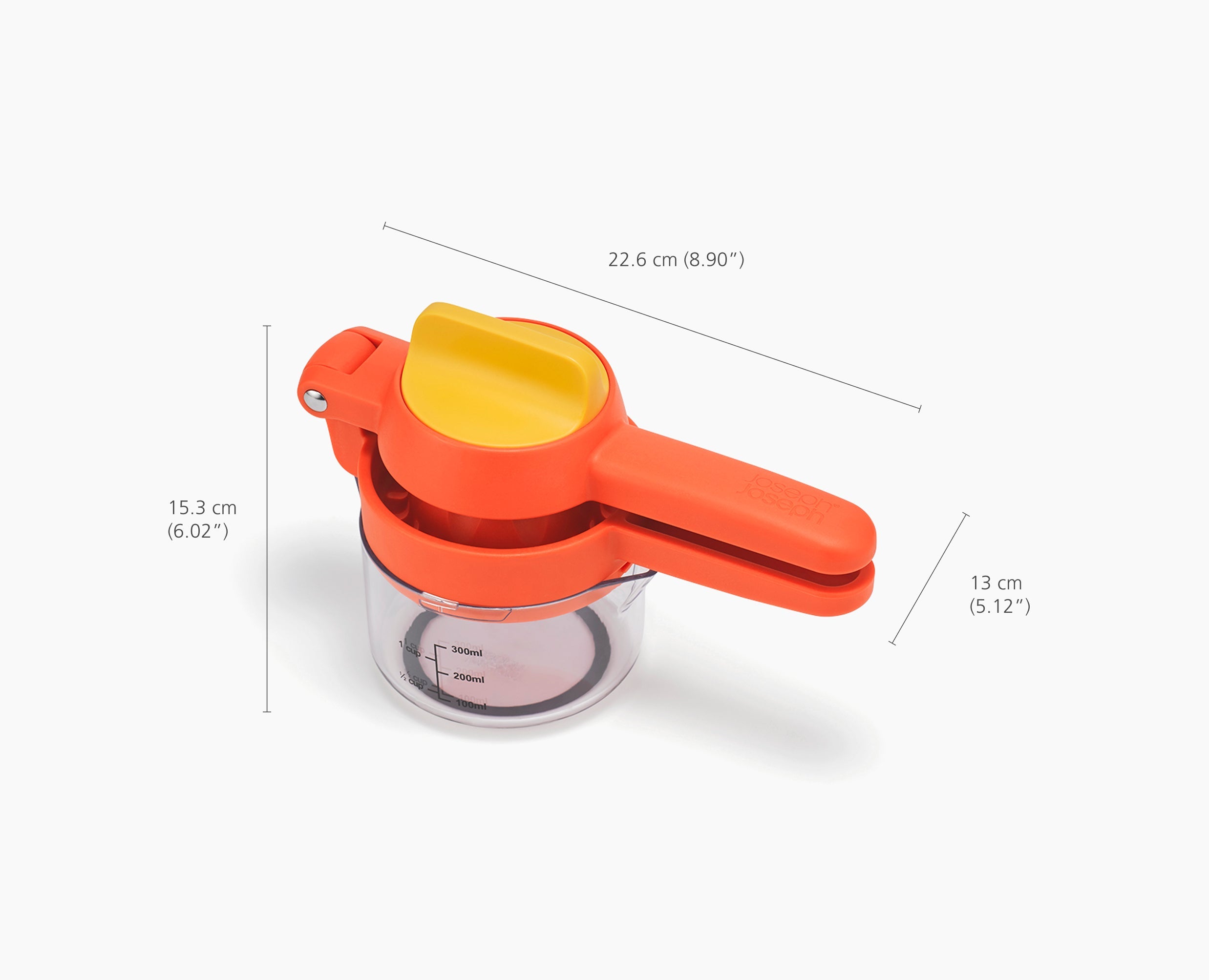 Citrus Press with Measuring Cup | Joseph Joseph EU