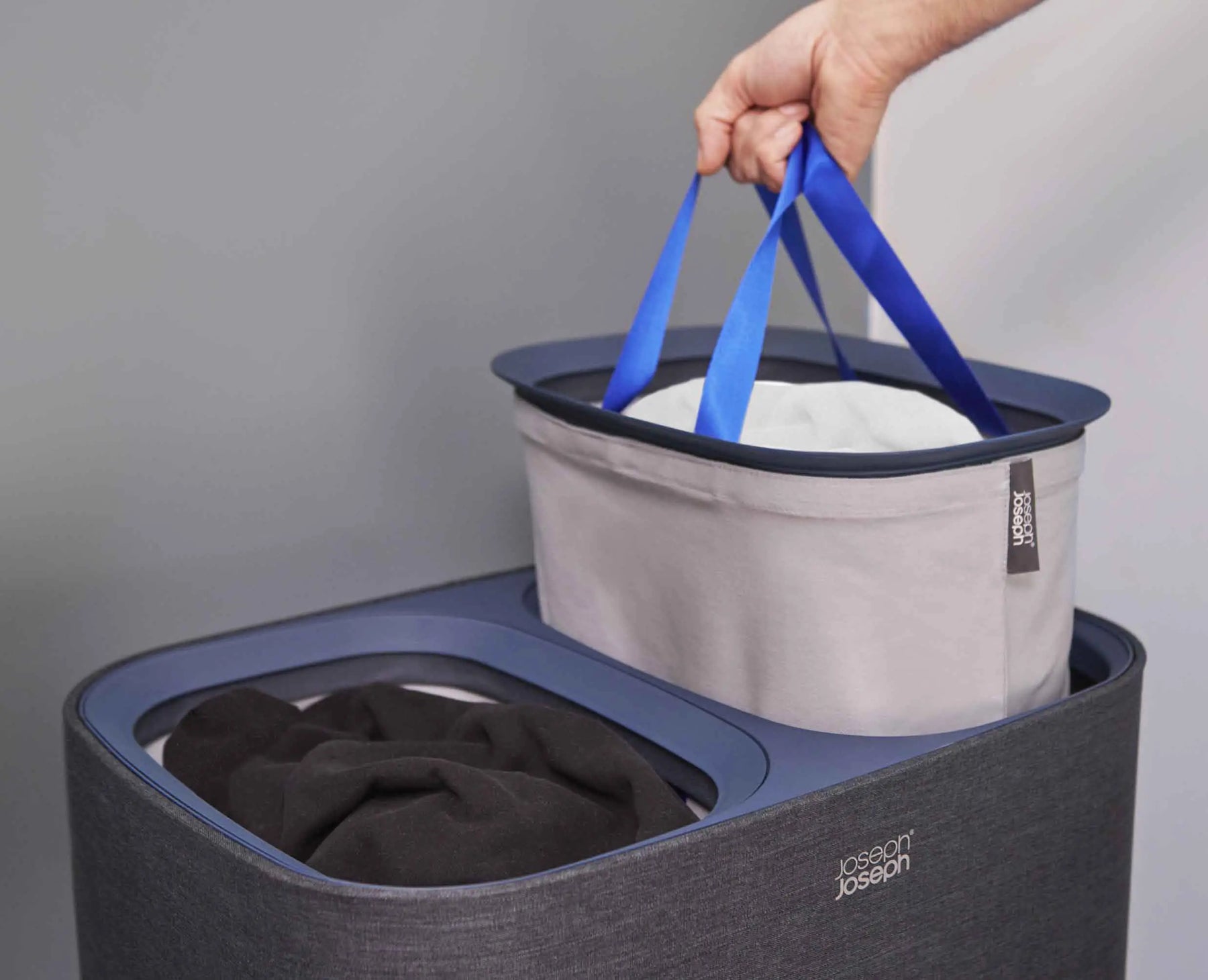 Joseph Joseph Tota - Trio - Cesta separadora de ropa sucia de 90 litros con  tapa, 3 bolsas de lavado extraíbles con asas, color crudo