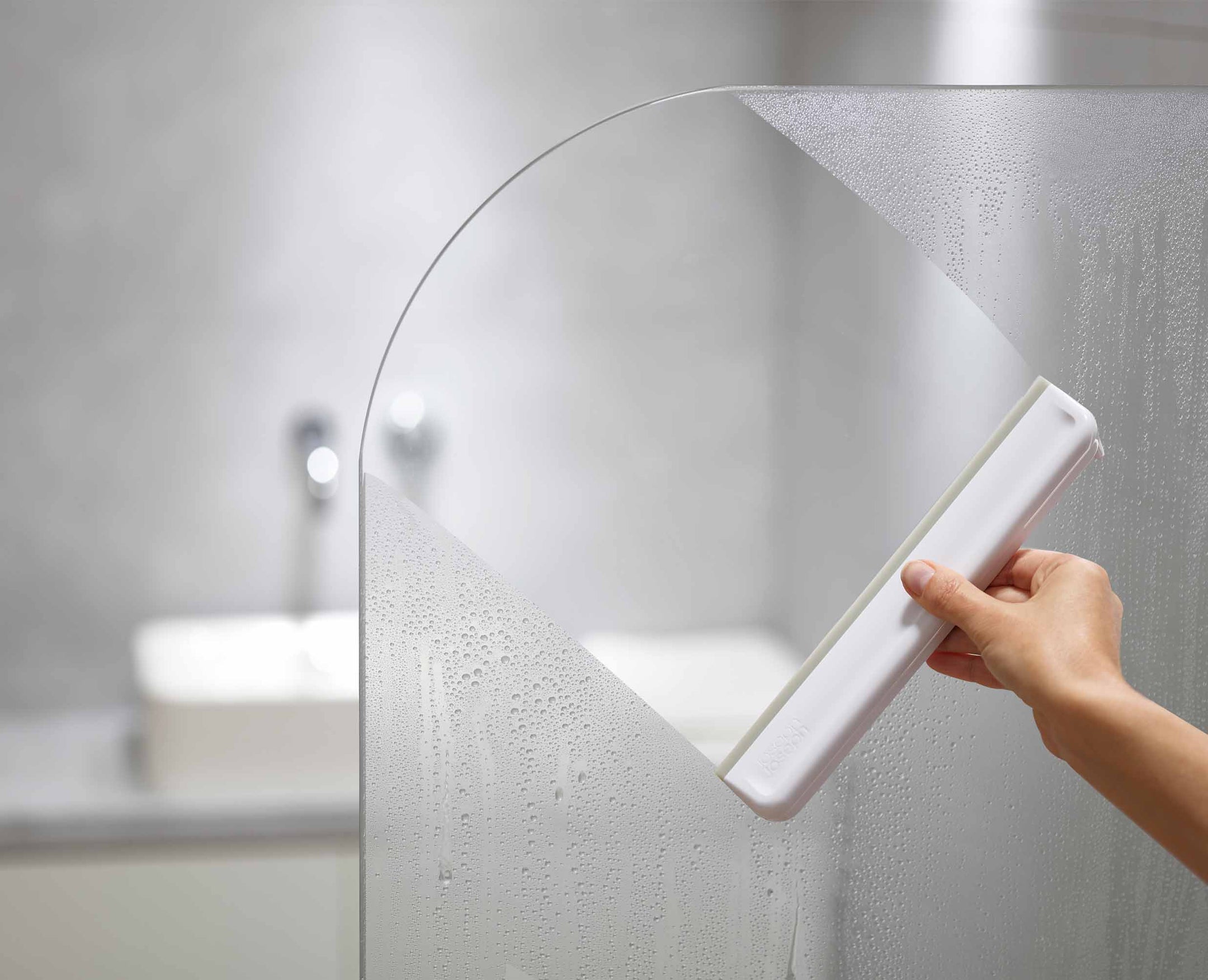 EasyStore™ Compact Shower Squeegee Light grey Joseph Joseph